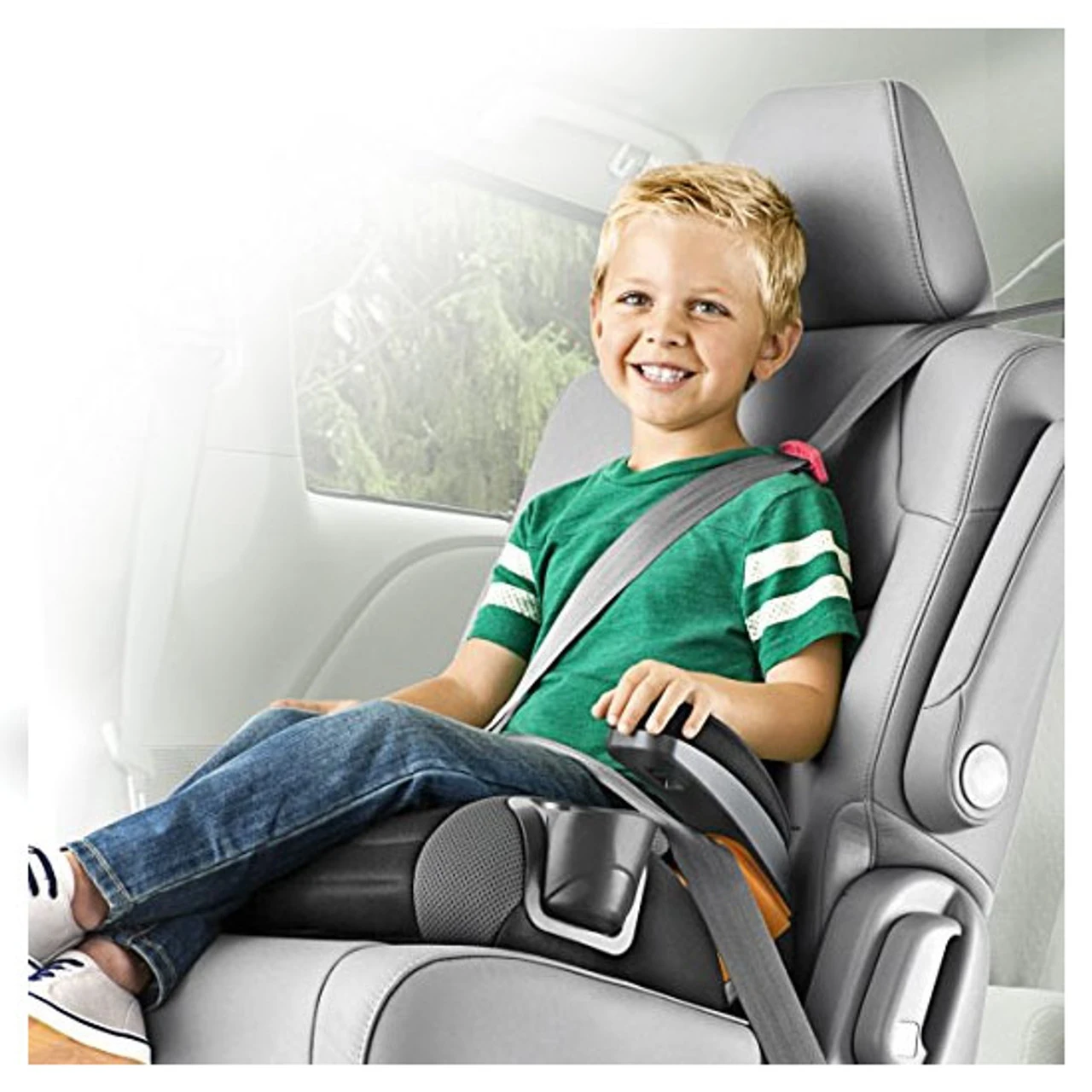 Chicco GoFit Backless Booster Seat 4 Chicco GoFit Backless Booster Seat - Image 4