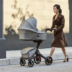 Stokke XPLORY X + Carry Cot Bundle 11 Stokke XPLORY X + Carry Cot Bundle -Travel Tots Outlet Store PDP EMO XP X Acc CarryCot 1 49757.1623373583