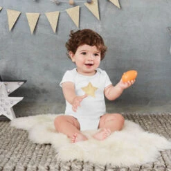 Skip Hop Star Struck 3 Piece Bodysuit Multipack - Grey 5 Skip Hop Star Struck 3 Piece Bodysuit Multipack - Grey -Travel Tots Outlet Store SS BODYSUIT MULTI PK GRY Lifestyle2 copy 63281.1530571687