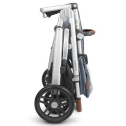 UPPAbaby VISTA V2 Stroller -Travel Tots Outlet Store VISTA20 GRG Folded copy 70921.1689880606